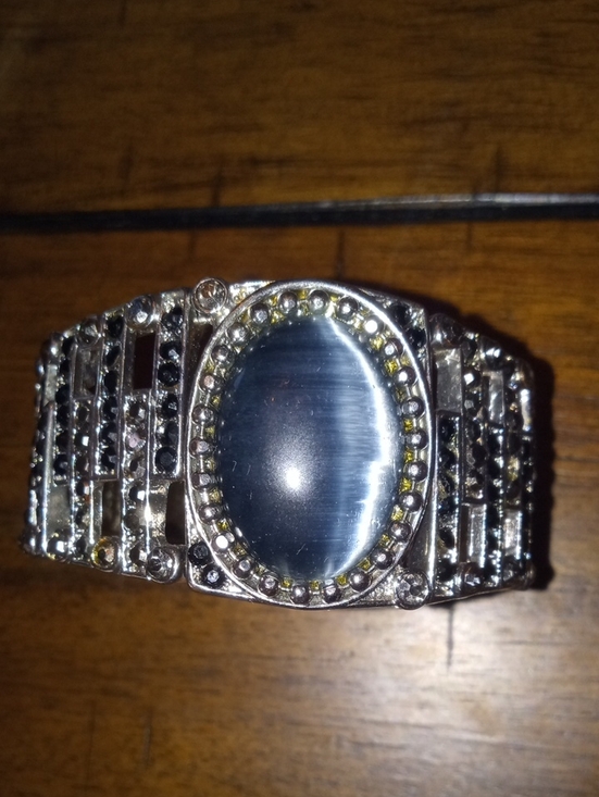 Handmade Jewelry - Silver-tone Stretch Statement Cuff Bracelet with Large Oval Cabochon